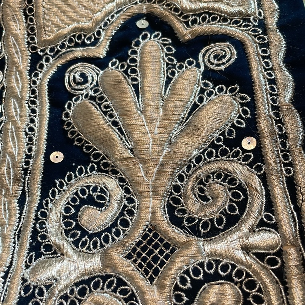 Vintage Black Trench Coat with Silver Embroidery - Picture 5 of 8
